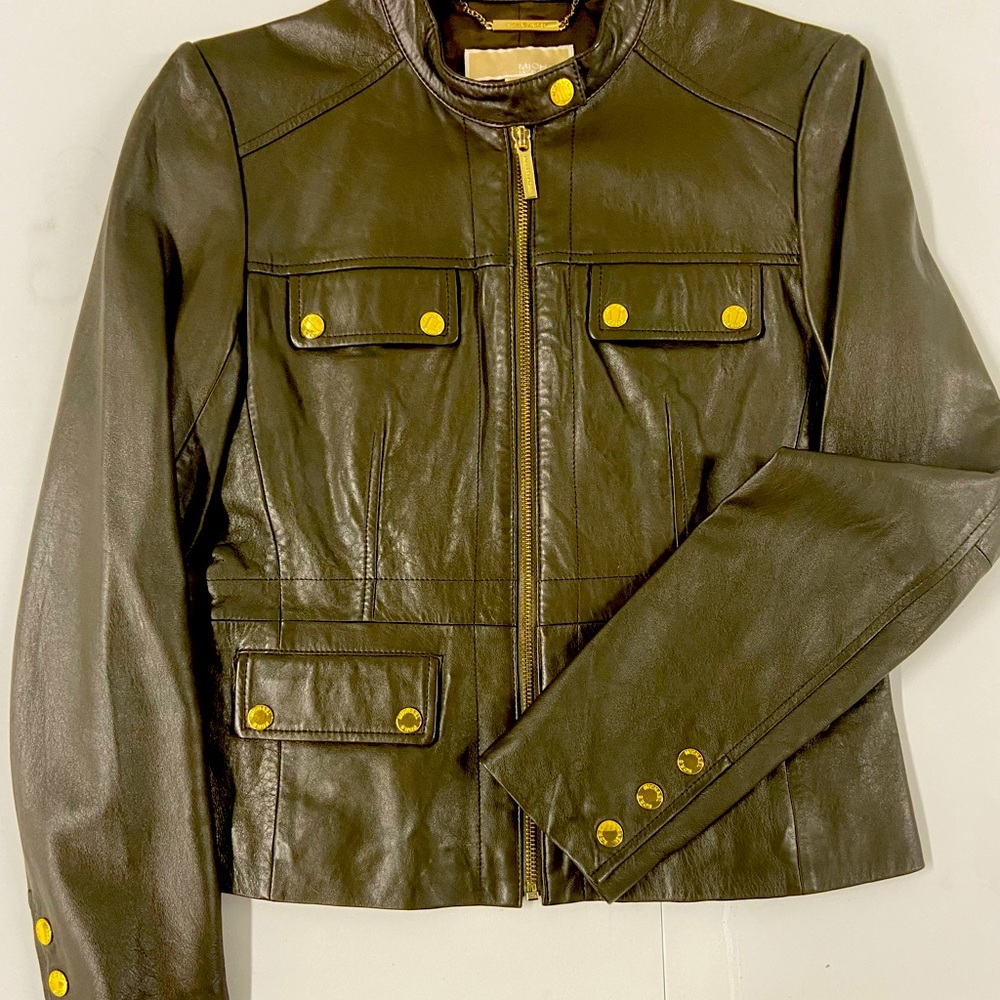 Chic, olive green, Italian sheep skin leather jacket.  Smoke free home.